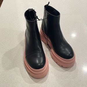 Black and pink boots